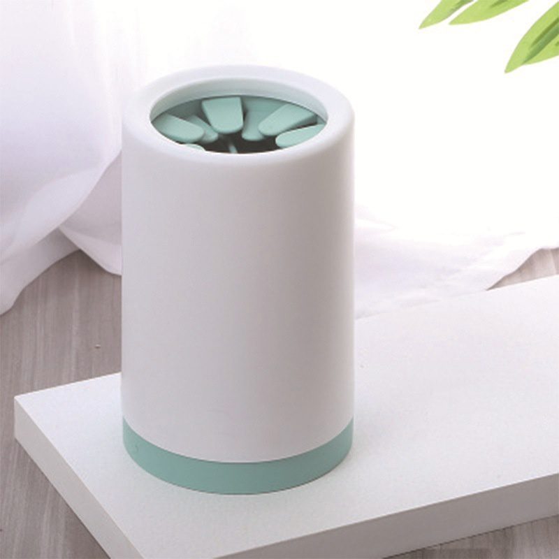 Portable Pet Paw Cleaner Cup Soft Silicone Comb - Image 9