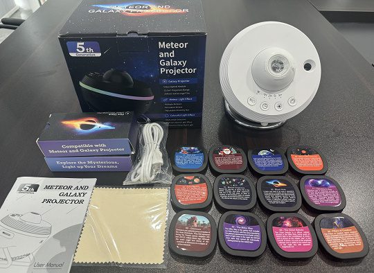 جهاز عرض مجرة Dynamic Meteor 13 في 1 فائق الوضوح، مصباح عرض كوني دوّار على شكل كرة فضاء، إضاءة قبة فلكية (بلانيتاريوم)، هدية للأطفال. - الصورة 8