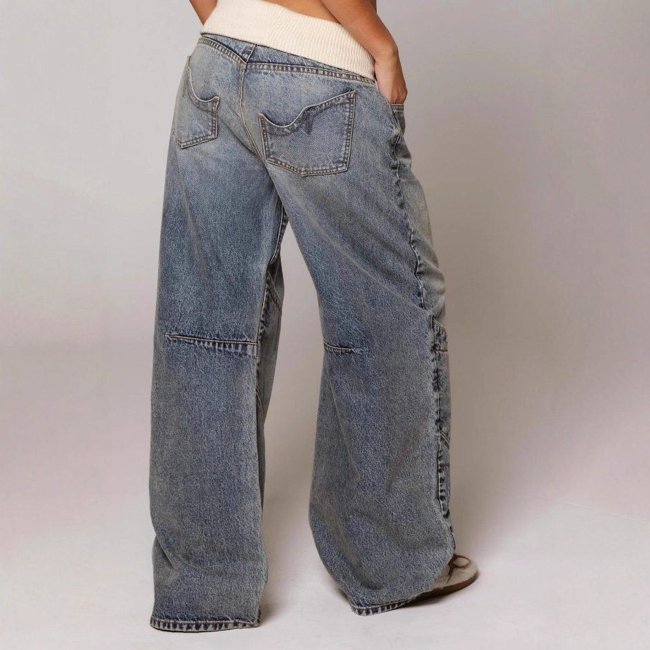 بنطال جينز واسع (Loose-fit) بقصة مستقيمة (Straight-leg) مع جيوب، تصميم عصري كاجوال، بنطال بأسلوب الشارع (Street style)، ملابس نسائية مريحة وعملية. - الصورة 5