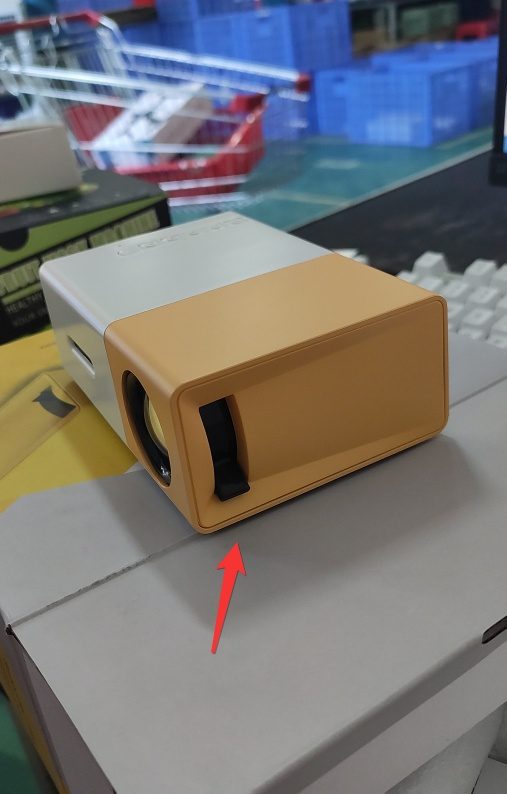 بروجيكتور محمول ثلاثي الأبعاد اتش دي إل إي دي سينما منزلية متوافق مع HDMI وبروجكتور صوتي USB YG300 بروجيكتور صغير - الصورة 4