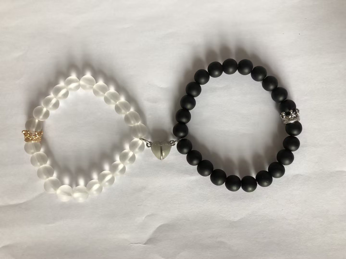 Fashion Jewelry 2pcs Handmade Crown Beaded Charms Bracelet Luminou Heart Glow In The Dark Couple Bracelet For Lover Men Women Fluorescent Gift - Image 10
