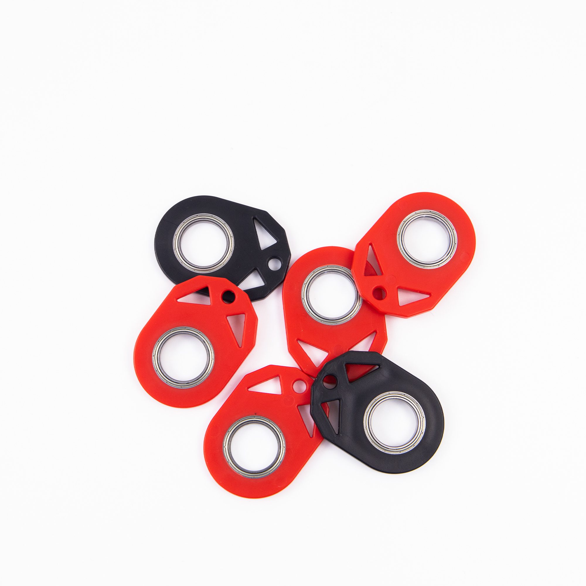 ميدالية مفاتيح مبتكرة بتصميم "سبينر" (Fidget Spinner) - لعبة يدوية لتخفيف التوتر والقلق، تعمل أيضاً كفتاحة زجاجات - مناسبة للأطفال. - الصورة 7