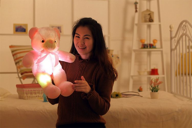 دبدوب محشو ومضيء بتقنية LED - لعبة قطيفة مبتكرة ومتعددة الألوان - هدية عيد ميلاد مميزة للأطفال تصلح أيضاً كوسادة. - الصورة 9