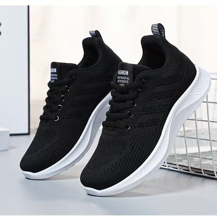 Womens Casual Breathable And Comfortable Mesh Sneakers - Image 3