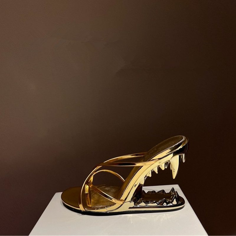 Metal High Heeled Fangs Sandals - Image 6