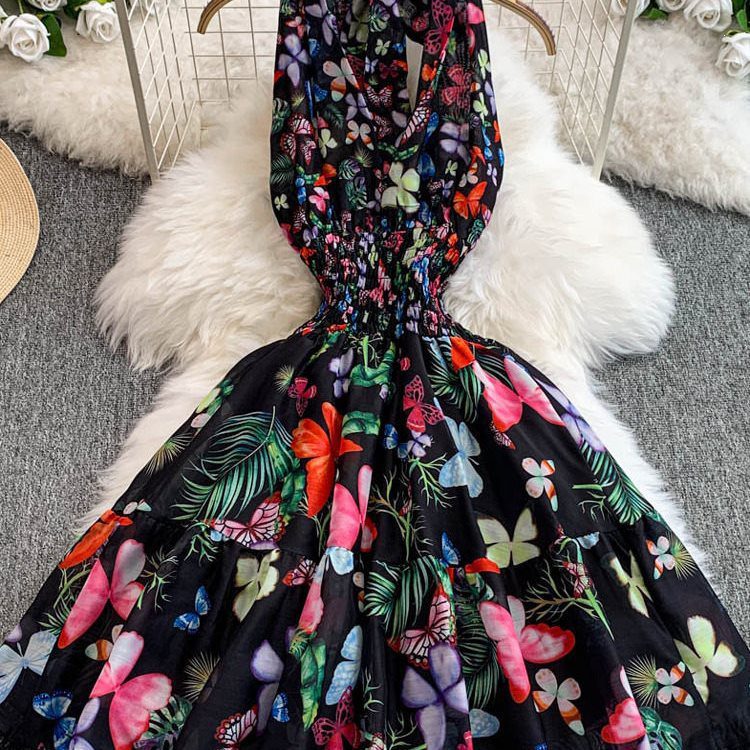 Retro-printed Resort-style Deep-V-neck Halter Dress - Image 4