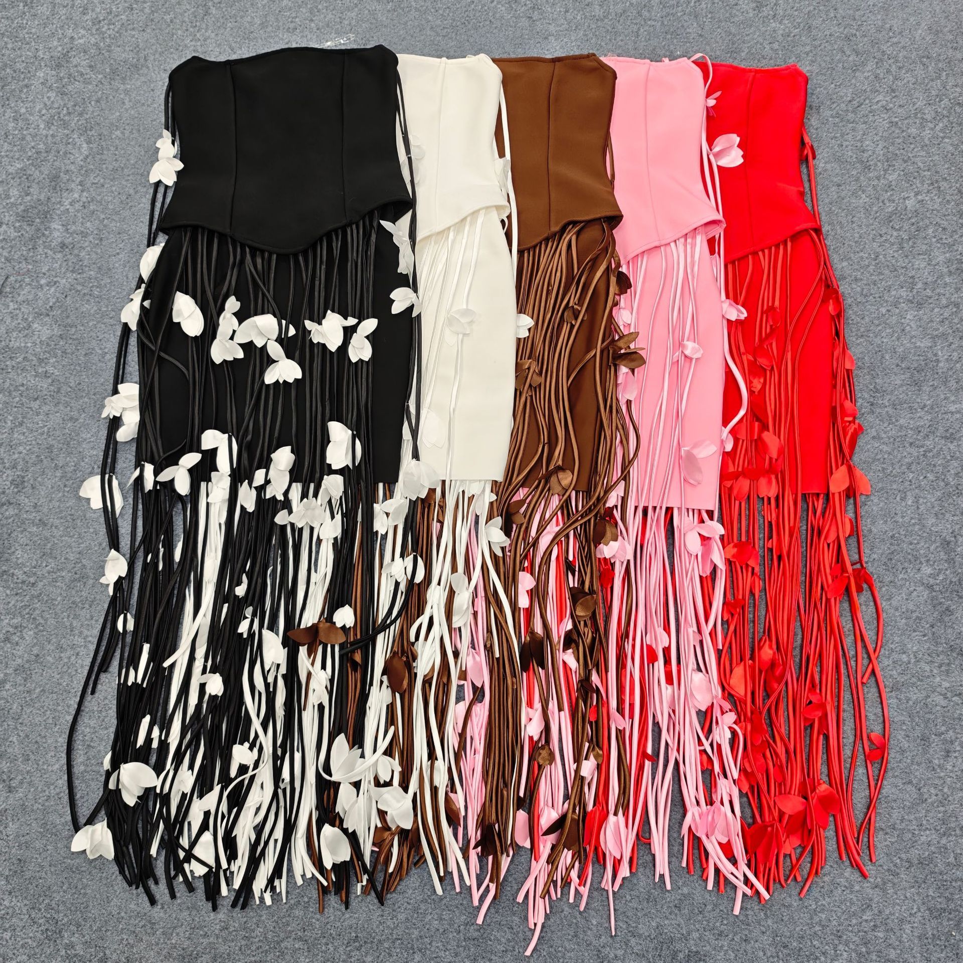 Women's European And American-style Sexy Strapless Tassel Bodycon Dress - Image 4