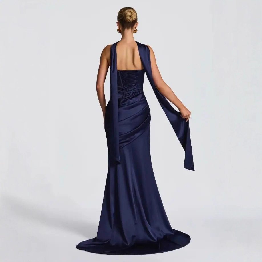 Tube-top, Figure-hugging Mermaid-style Elegant Gown - Image 2