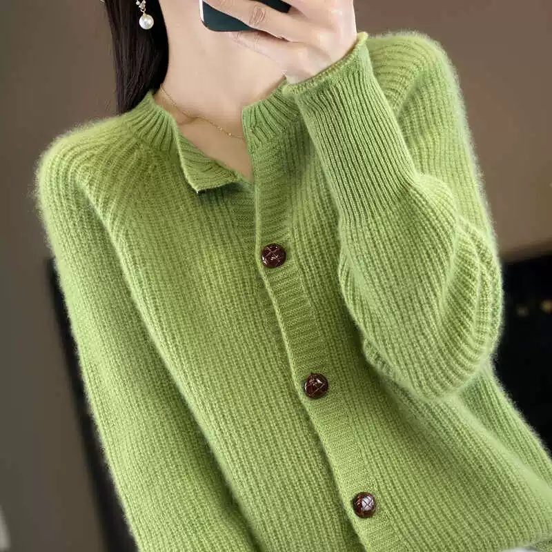 Womens Thickened Long-sleeve Knitted Cashmere Cardigan With A Crew Neck - Image 3