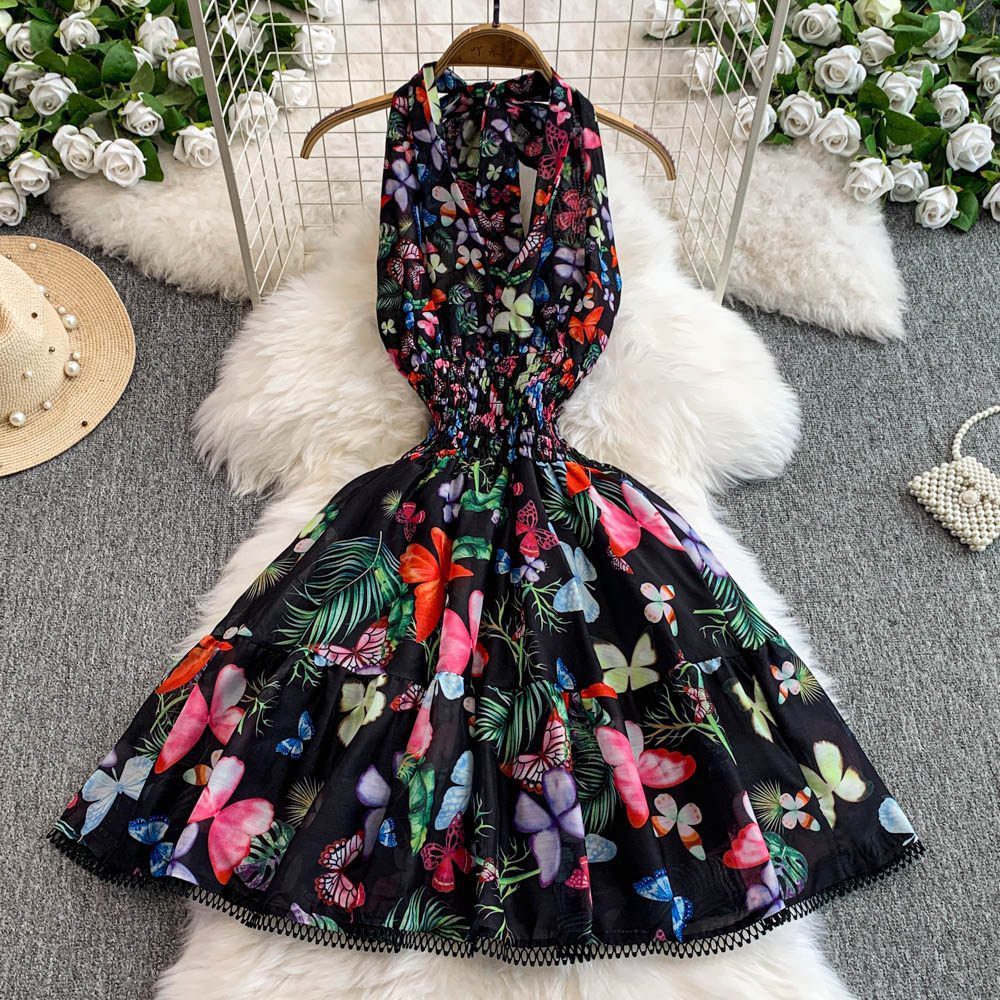 Retro-printed Resort-style Deep-V-neck Halter Dress - Image 7