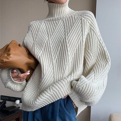 Put On The Top And Thicken Sweater To Wear Loose In Winter Outside - Image 2