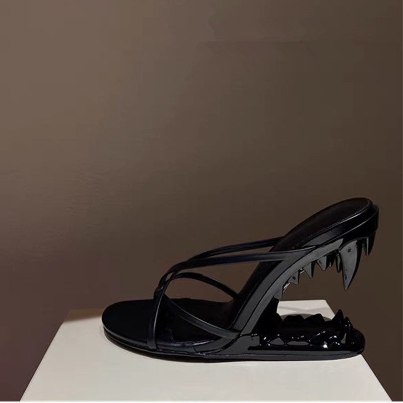 Metal High Heeled Fangs Sandals - Image 7