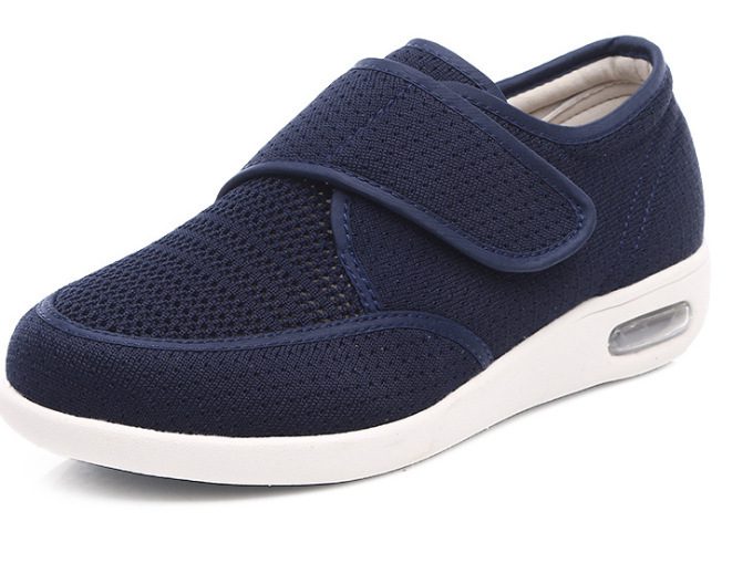 Oversized Elderly Walking Shoes Are Breathable Comfortable, And Lightweight - Image 3