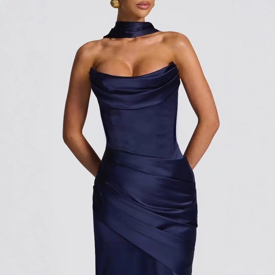 Tube-top, Figure-hugging Mermaid-style Elegant Gown - Image 3
