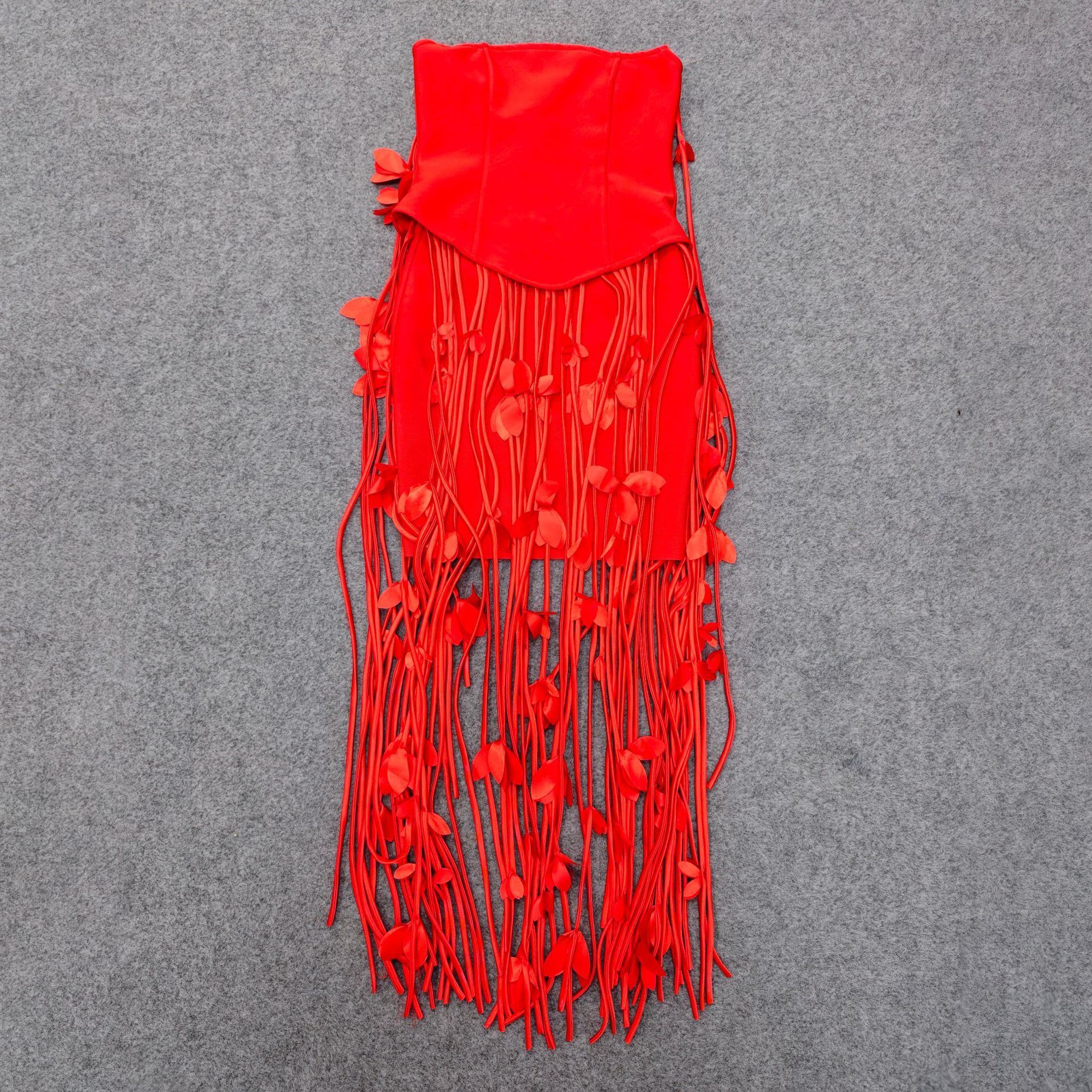 Women's European And American-style Sexy Strapless Tassel Bodycon Dress - Image 8