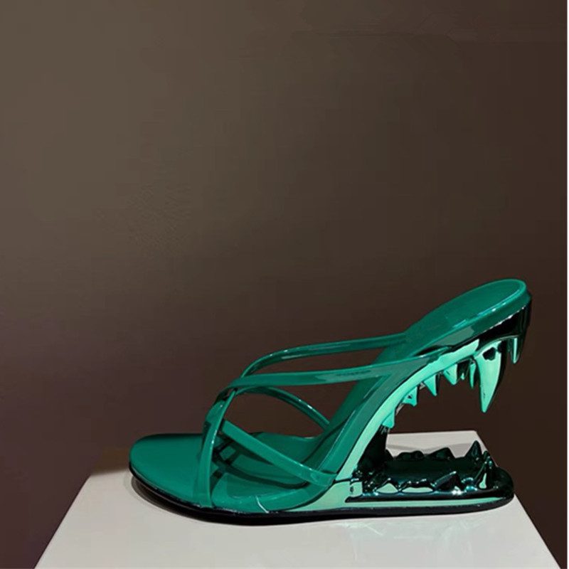Metal High Heeled Fangs Sandals - Image 8